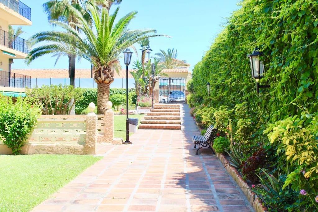 Bakari Koko Apartment Torremolinos Exterior foto